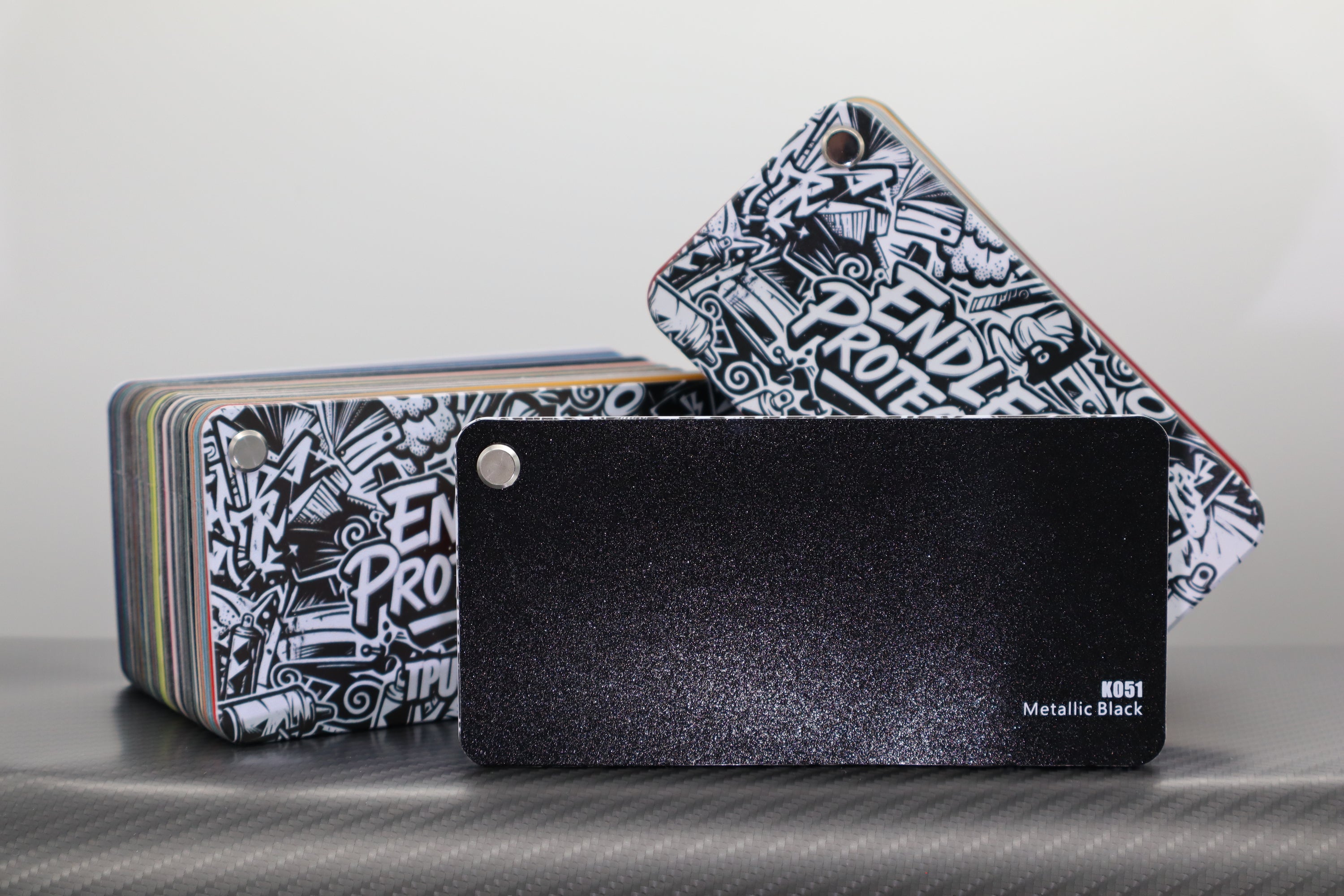 METALLIC SCHWARZ/WEIß ENDLESS PROTECTION FILM